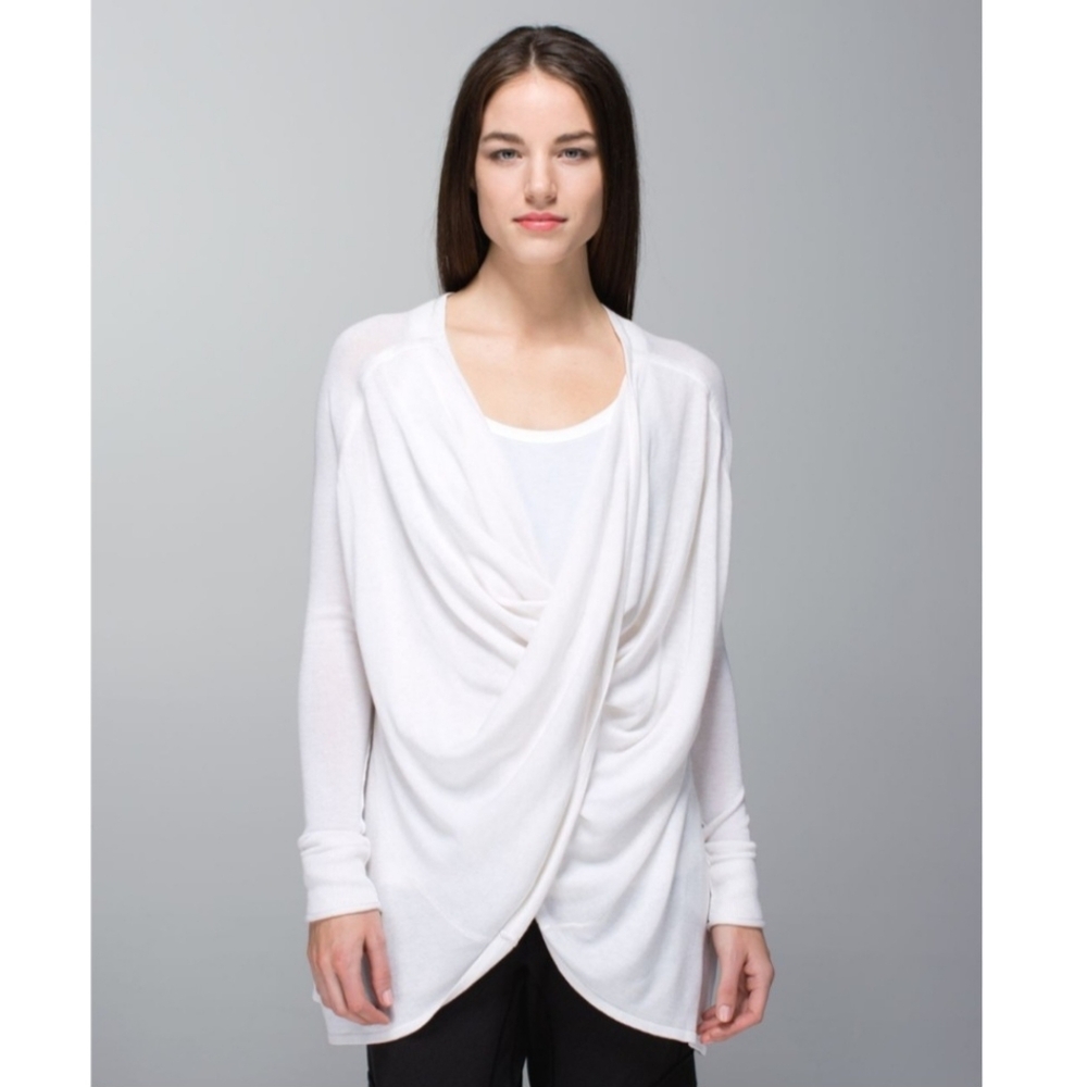 Lululemon Heathered White Twist And Wrap Athletic Yoga Active Wear Cozy Top